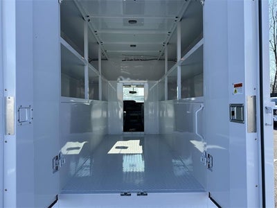 2025 Ford E-350SD Base Cutaway