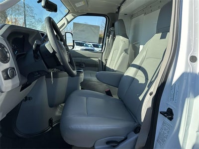 2025 Ford E-350SD Base Cutaway