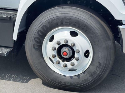 2027 Ford F-750SD Base