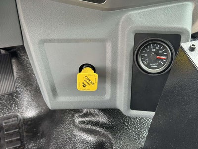 2027 Ford F-750SD Base