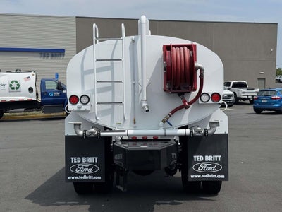 2027 Ford F-750SD Base