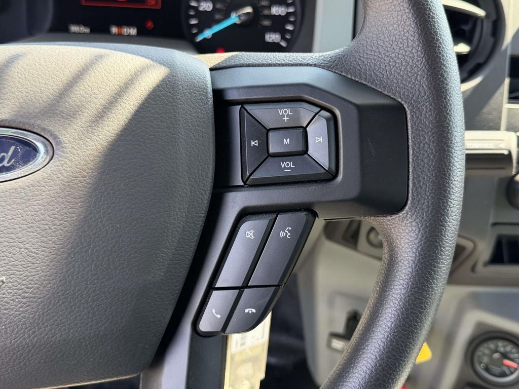 2027 Ford F-750SD Base