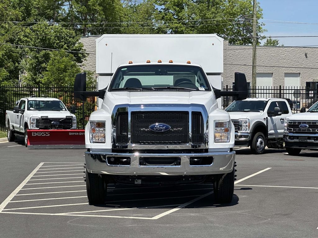 2026 Ford F-750SD Base