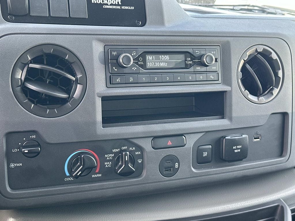 2027 Ford E-450SD Base