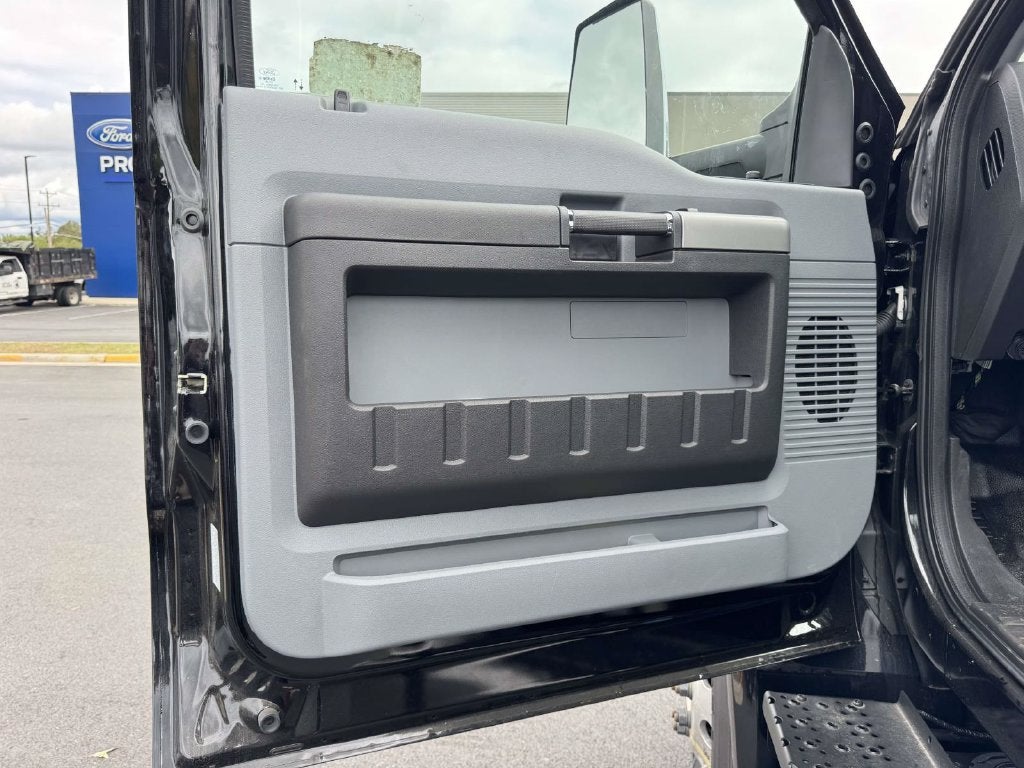 2026 Ford F-750SD Base