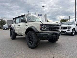 2026 Ford Bronco Base Ford Custom Garage