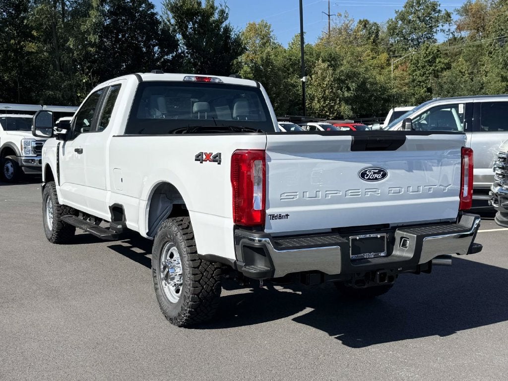 2027 Ford F-250SD XL
