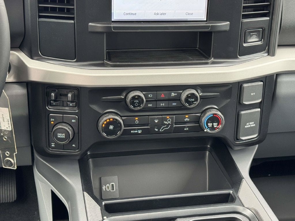 2027 Ford F-350SD XLT