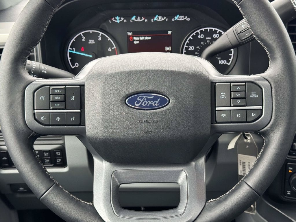 2027 Ford F-350SD XLT