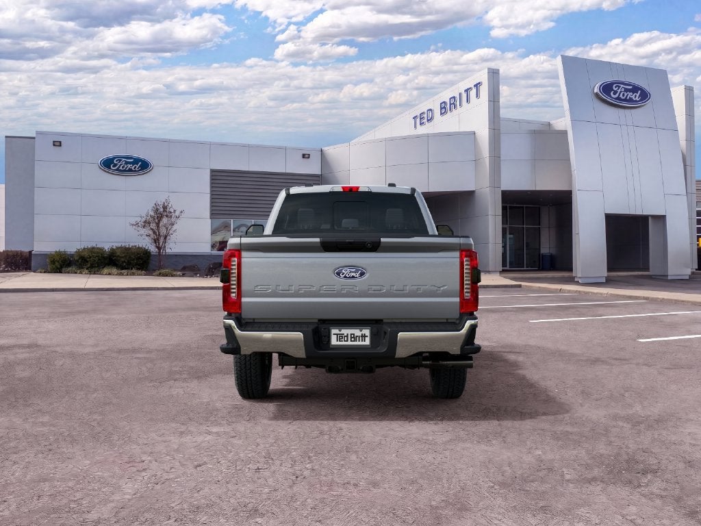 2027 Ford F-350SD XLT
