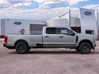 2027 Ford F-350SD XLT