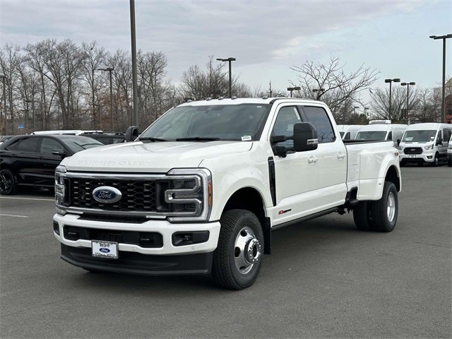 2025 Ford F-350SD Platinum DRW