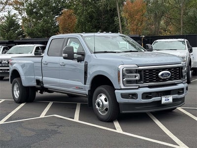 2026 Ford F-350SD Platinum DRW