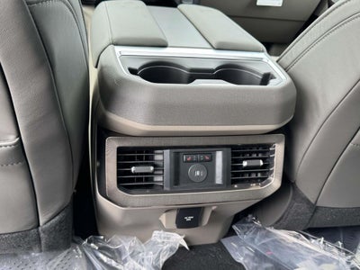 2026 Ford F-350SD Platinum DRW