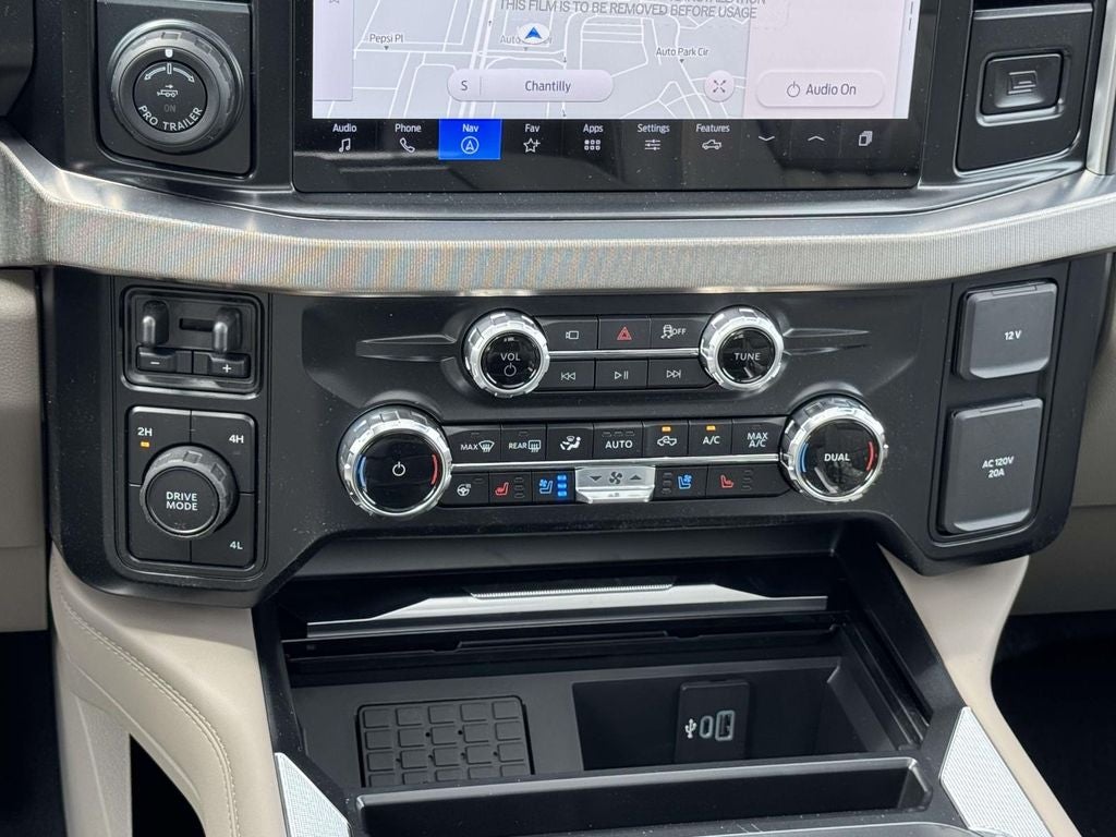 2026 Ford F-350SD Platinum DRW
