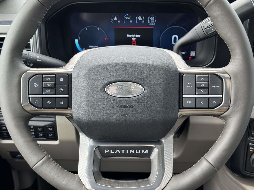 2026 Ford F-350SD Platinum DRW