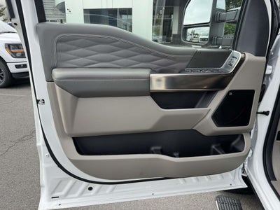 2026 Ford F-350SD Platinum DRW