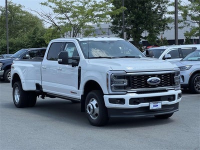 2025 Ford F-350SD Platinum DRW