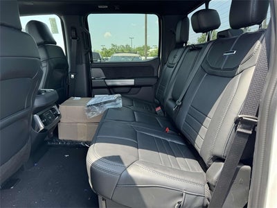 2025 Ford F-350SD Platinum DRW