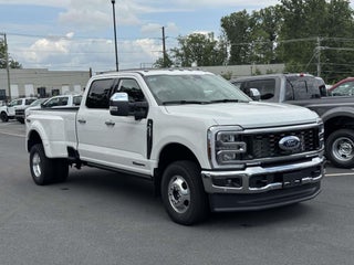 2026 Ford F-350SD Lariat DRW