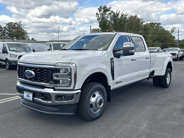 2026 Ford F-350SD Lariat DRW