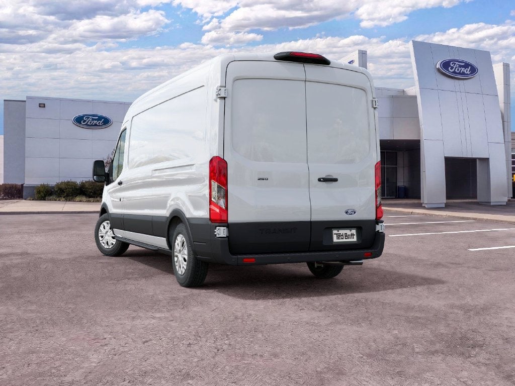 2027 Ford Transit-250 Base