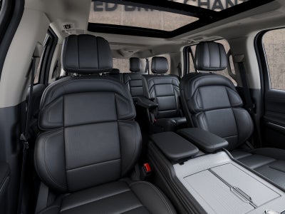 2027 Lincoln Navigator L Reserve
