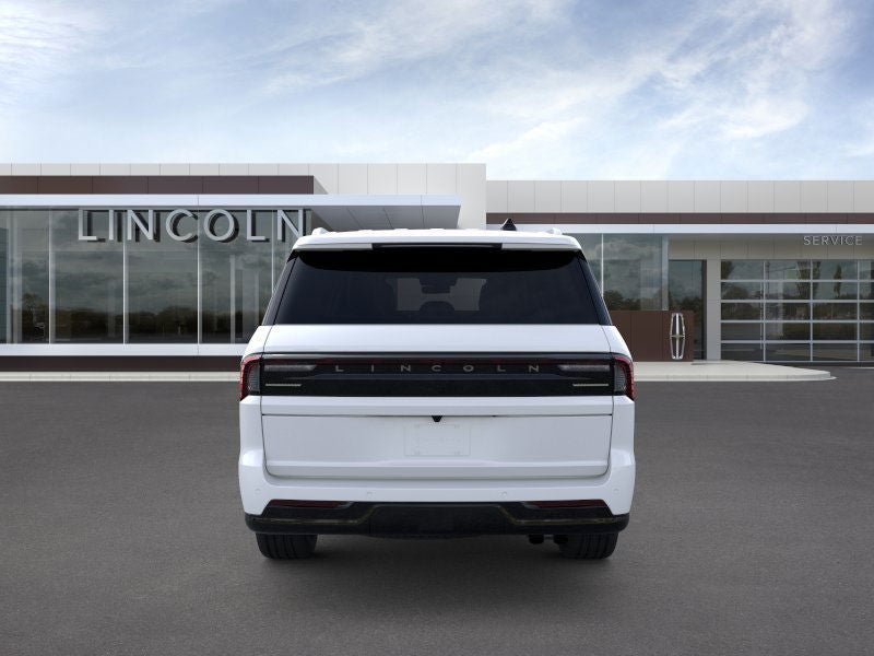 2026 Lincoln Navigator L Reserve