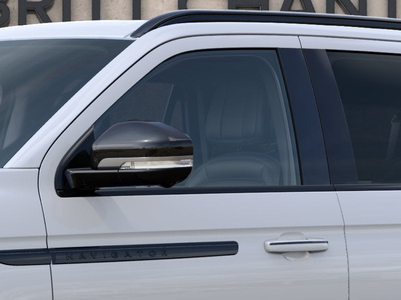 2027 Lincoln Navigator L Reserve