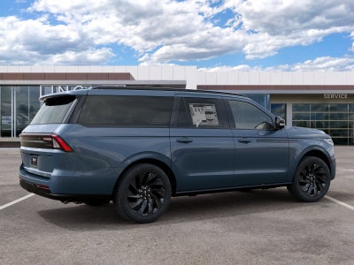 2027 Lincoln Navigator L Reserve