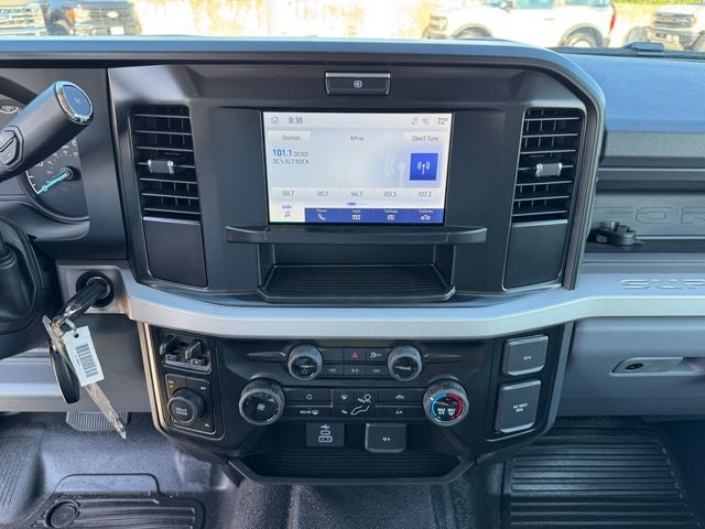 2026 Ford F-350SD XL 9' SRW READING CLASSIC II SERVICE BODY