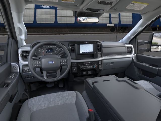 2026 Ford F-550SD DRW