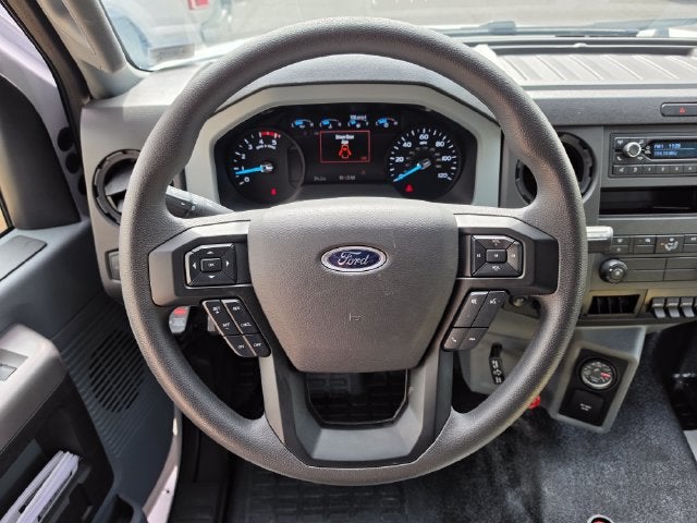 2027 Ford F-750SD Base