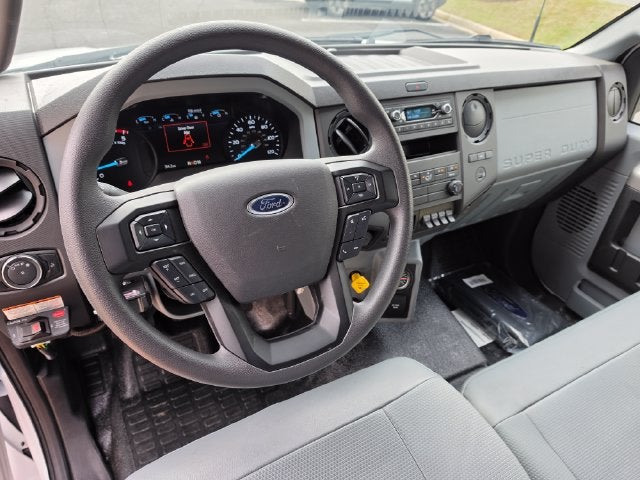 2027 Ford F-750SD Base