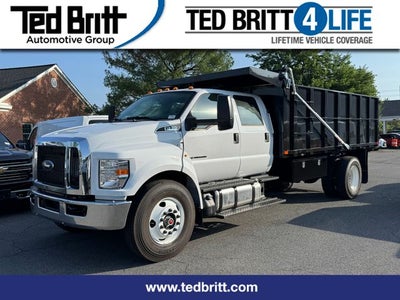 2027 Ford F-750SD Base 16' DUMP TRUCK