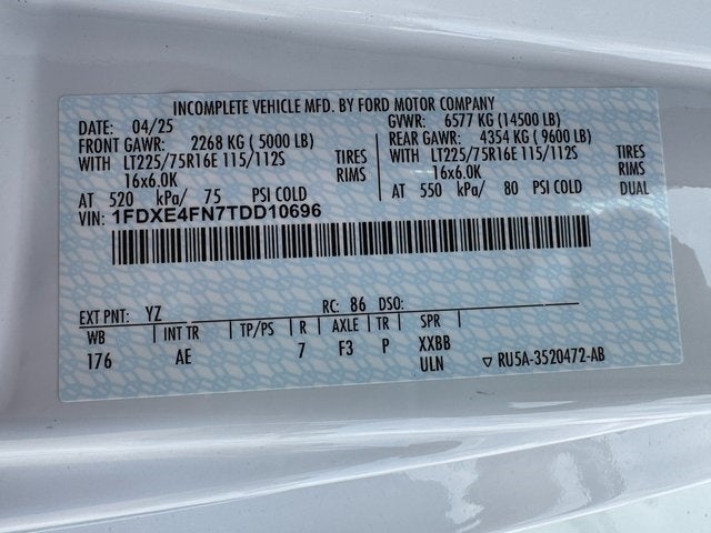 2026 Ford E-450SD 17 FT BOX DUAL ROLL UP Base