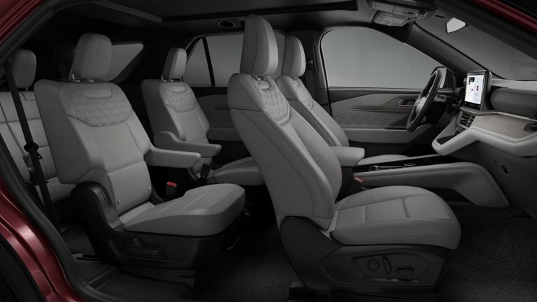2027 Ford Explorer Platinum