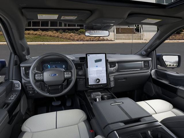 2025 Ford F-150 Lightning Platinum