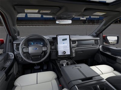 2025 Ford F-150 Lightning Platinum