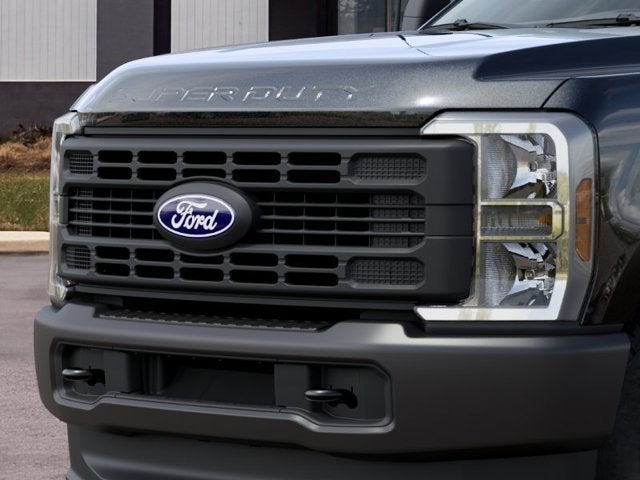 2027 Ford F-350SD XL