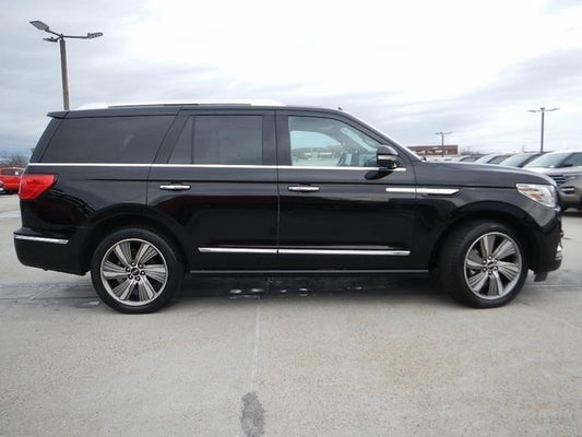 2018 Lincoln Navigator Reserve | 2nd Row Bench | 22" Wheels | Pano Roof
