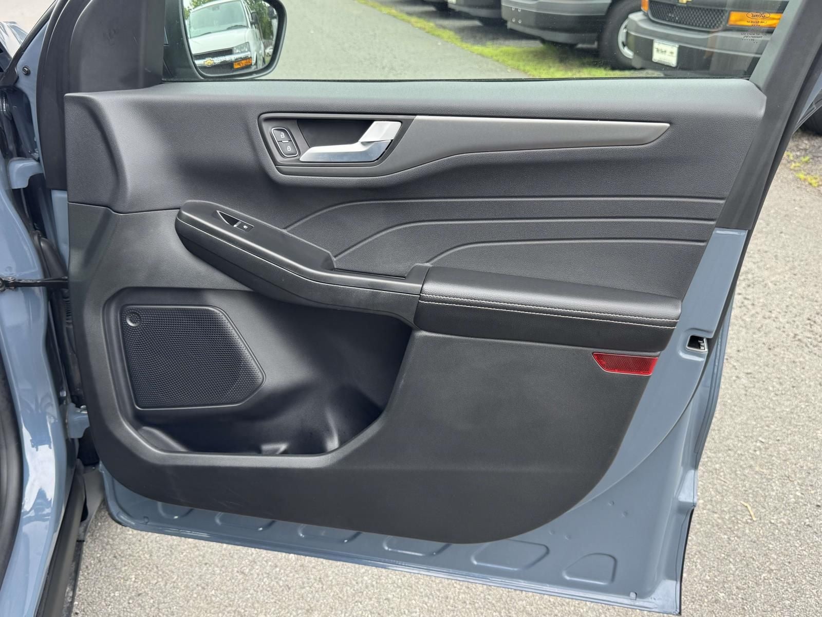 2025 Ford Escape Plug-In Hybrid Base