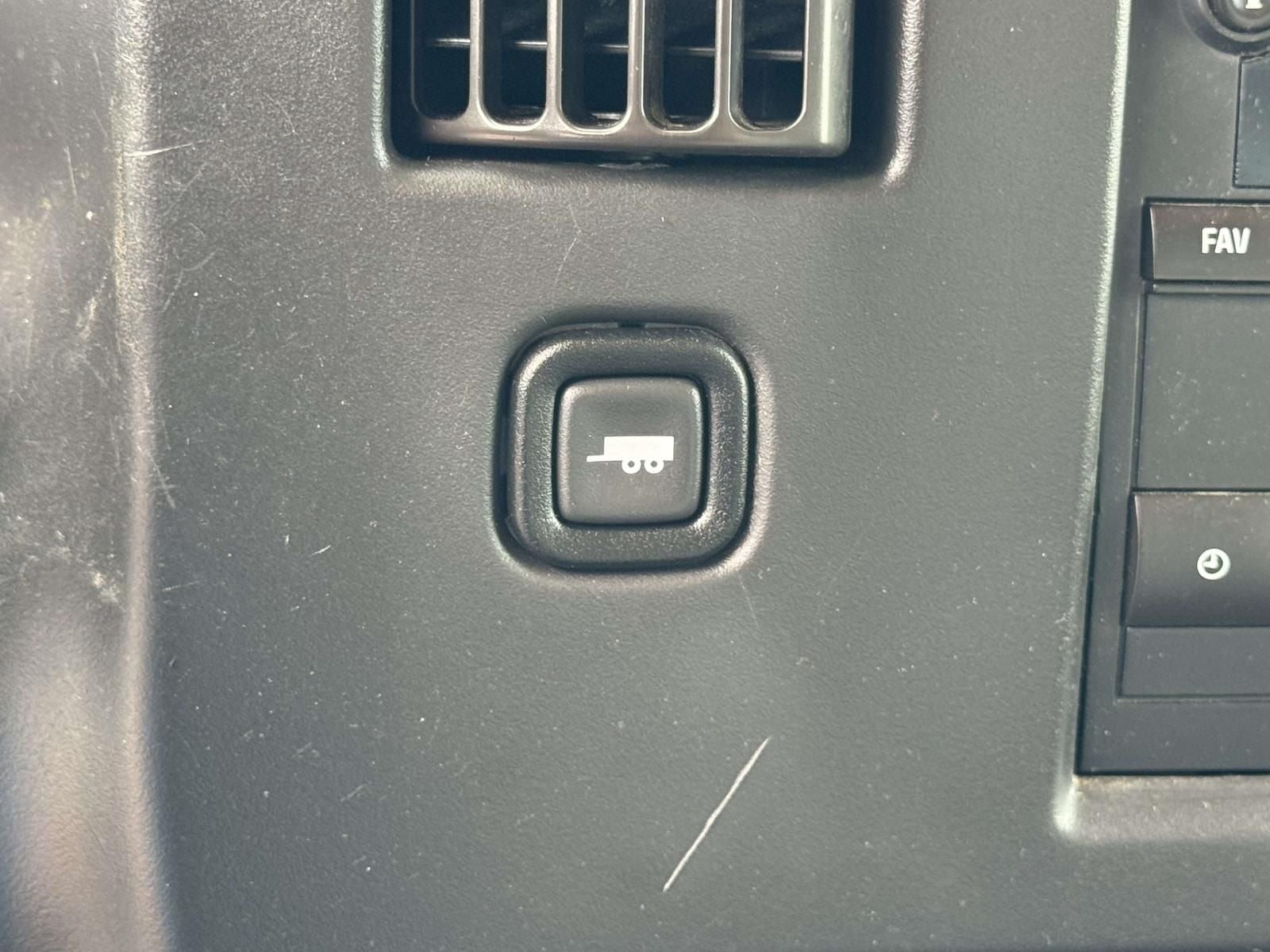 2018 Chevrolet Express 3500 Work Van Cutaway