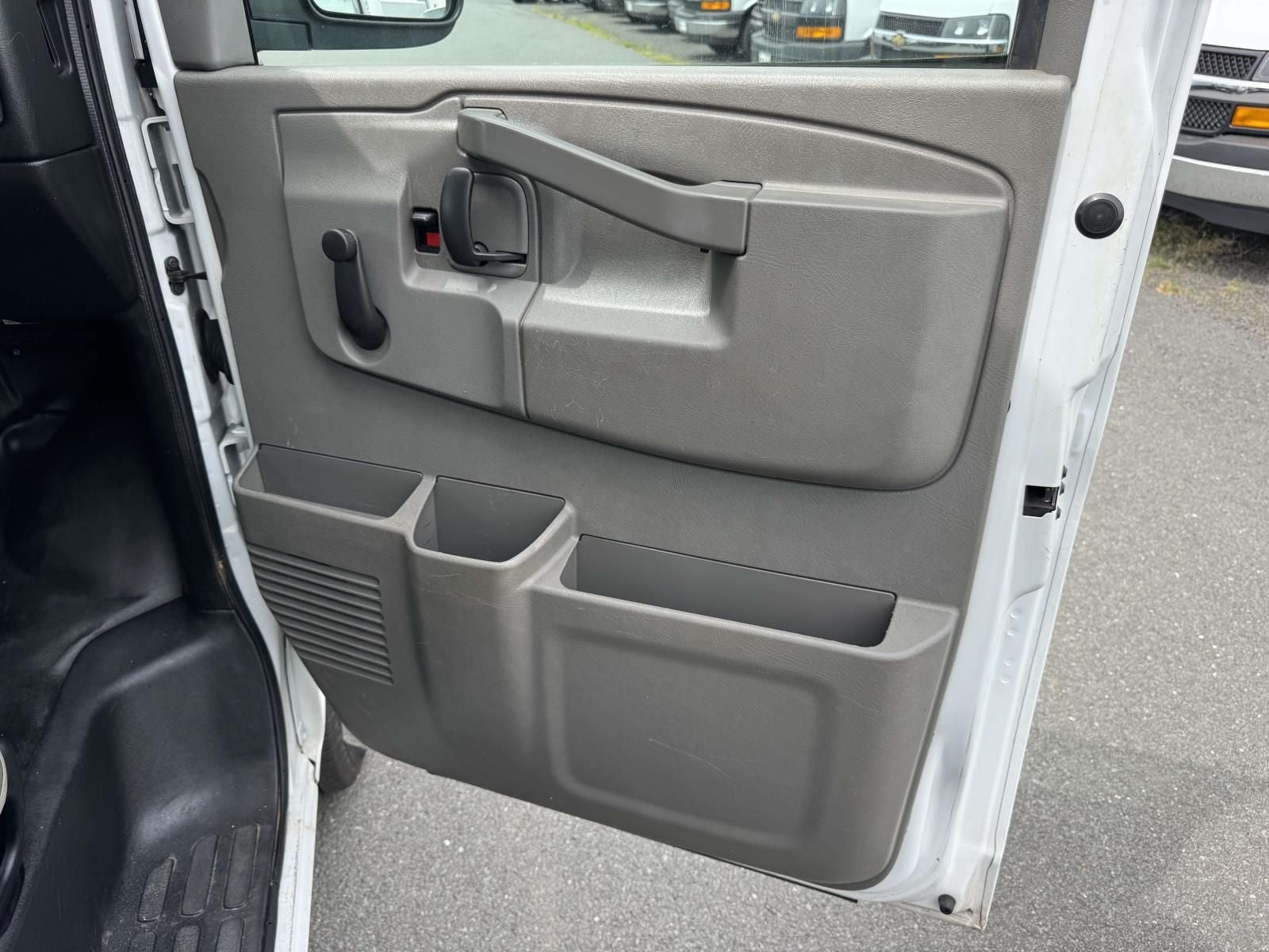 2018 Chevrolet Express 3500 Work Van Cutaway