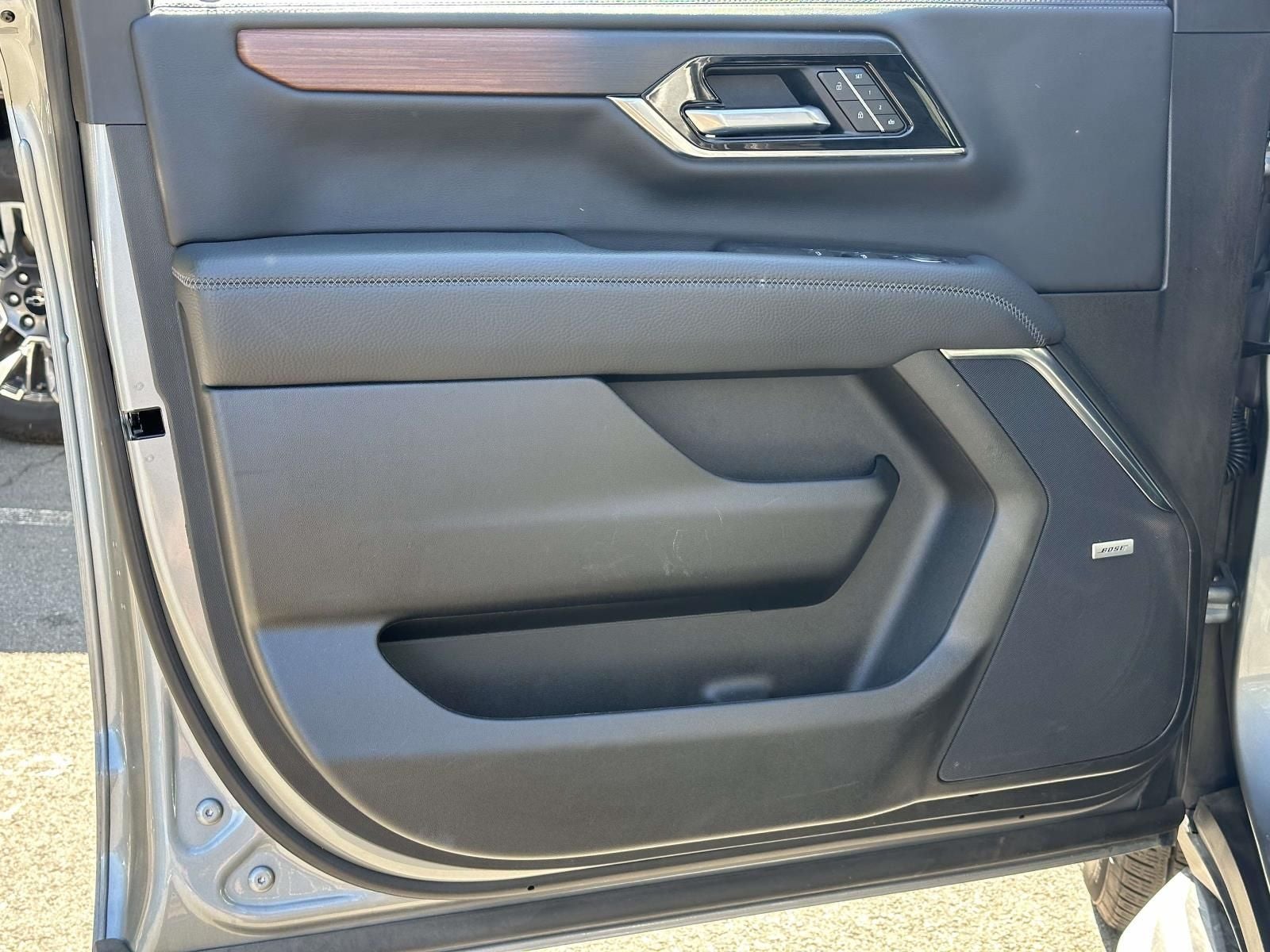 2025 GMC Yukon Denali