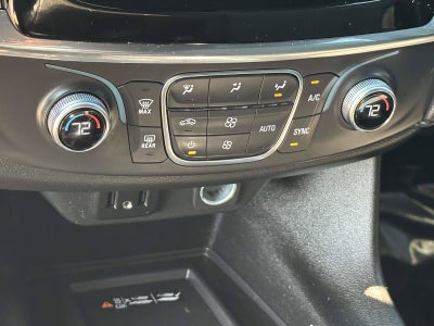 2023 Chevrolet Traverse LT Cloth w/2FL