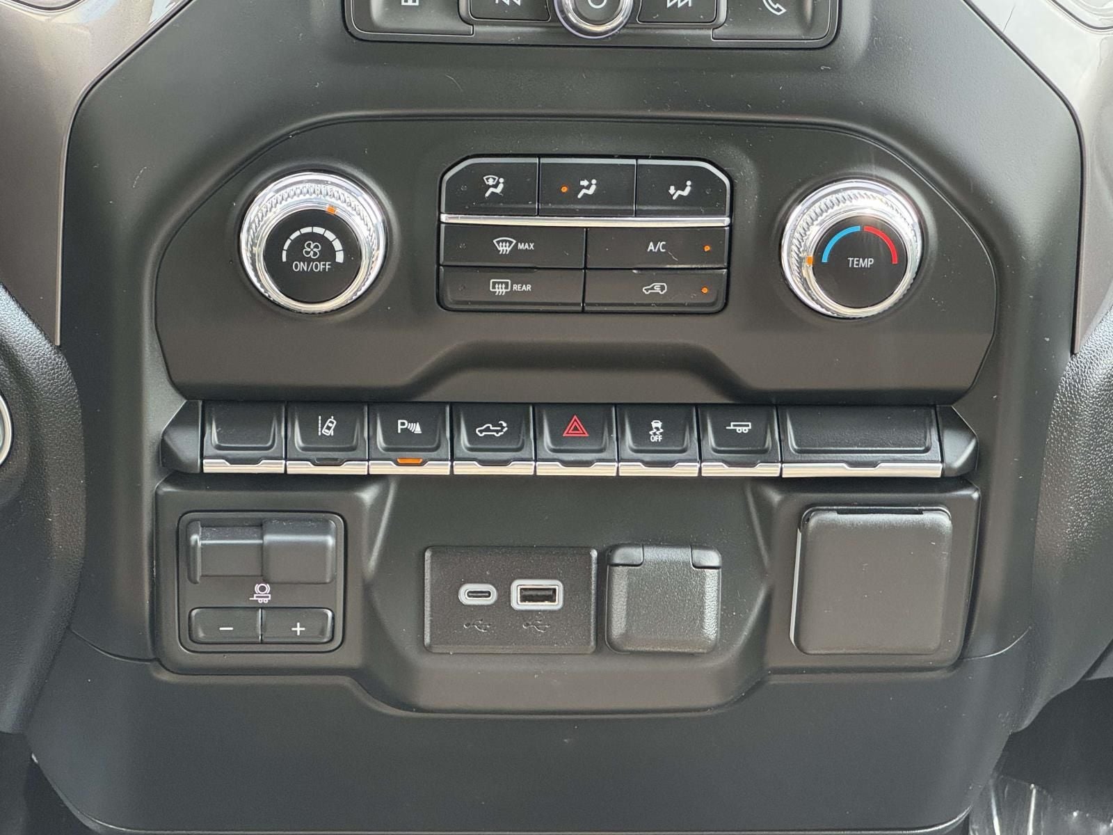 2024 GMC Sierra 3500HD Pro