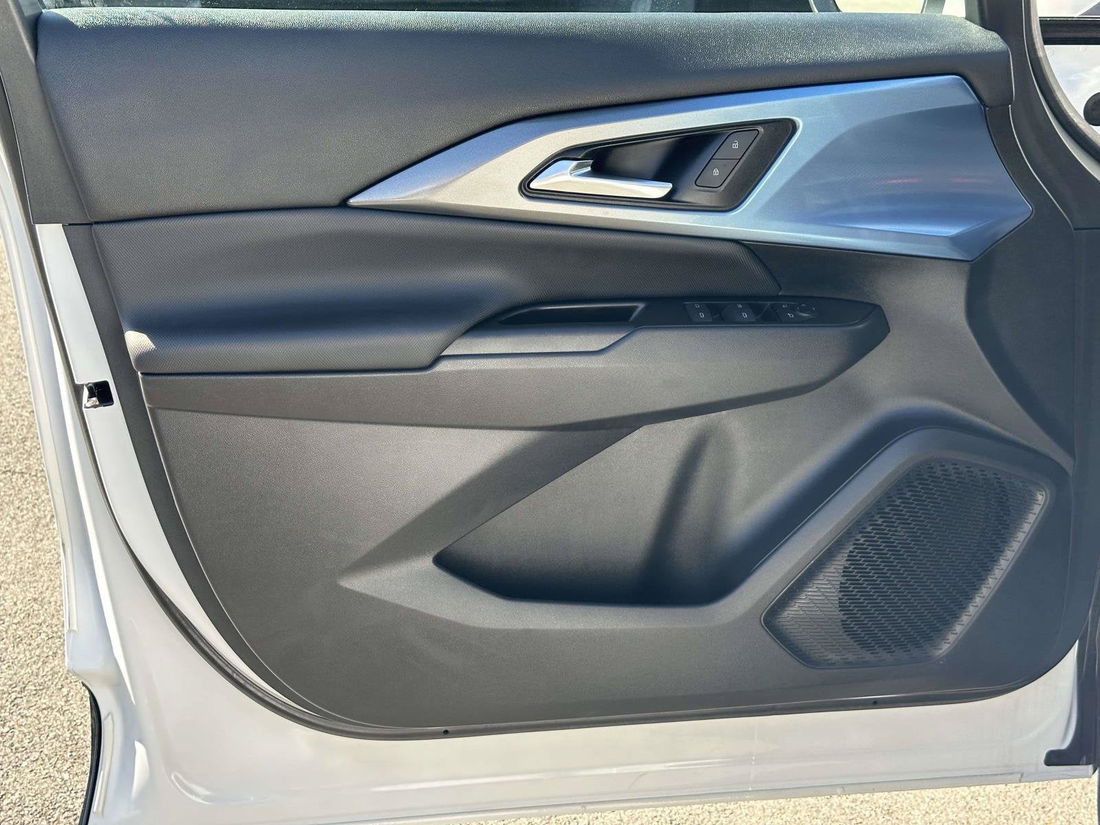 2024 Chevrolet Equinox EV LT