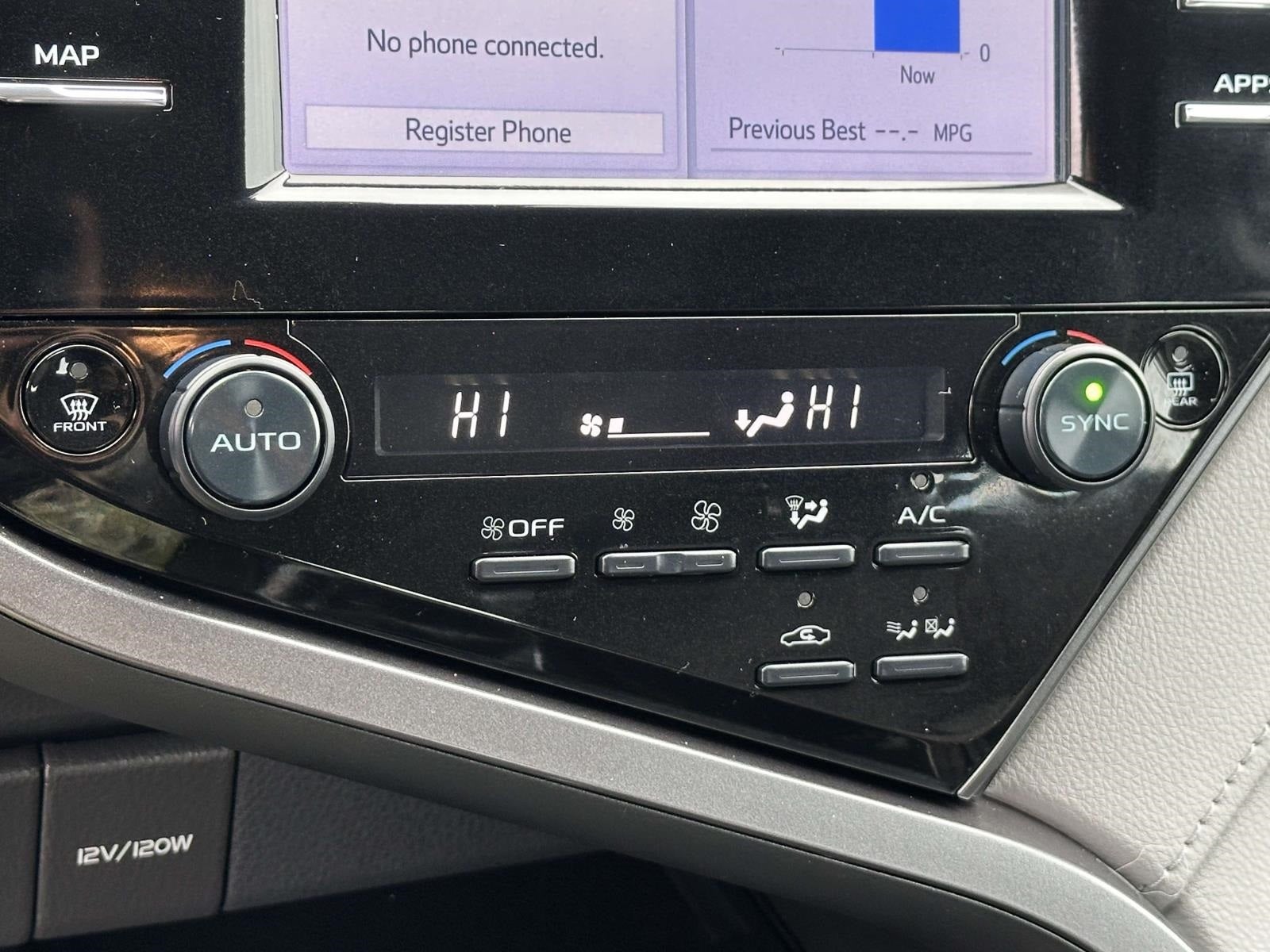 2019 Toyota Camry Hybrid LE