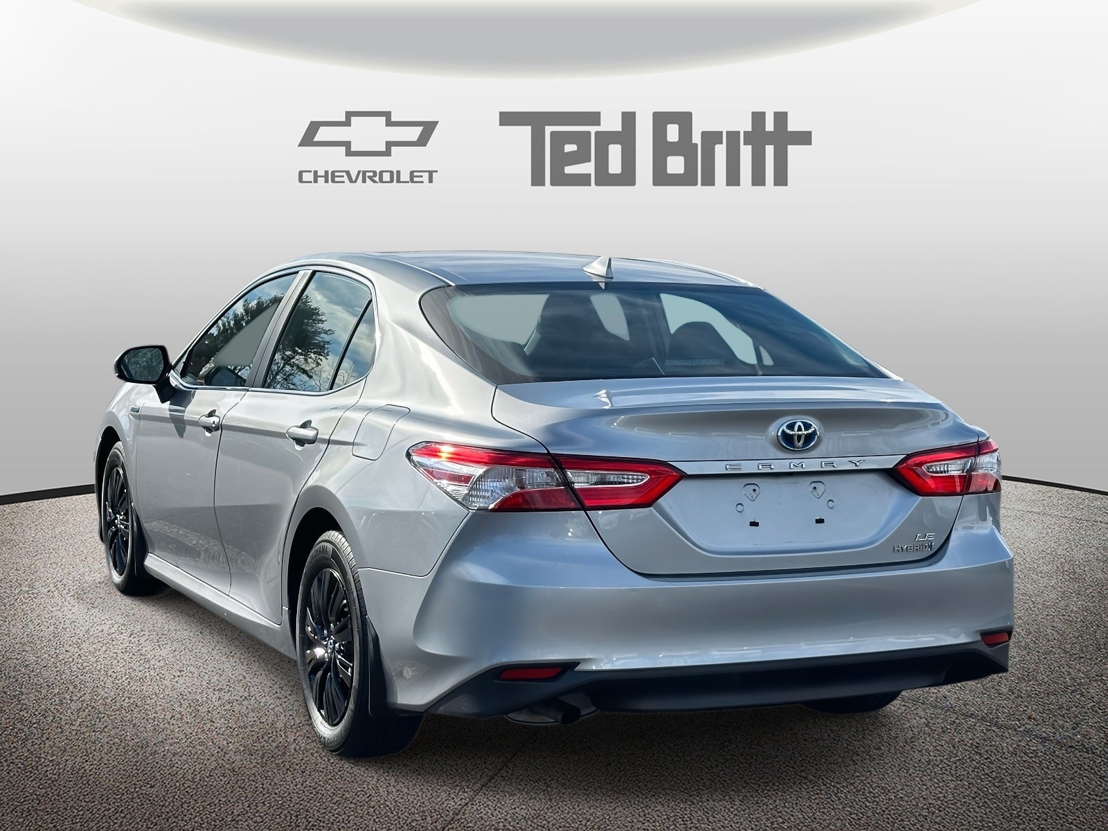 2019 Toyota Camry Hybrid LE